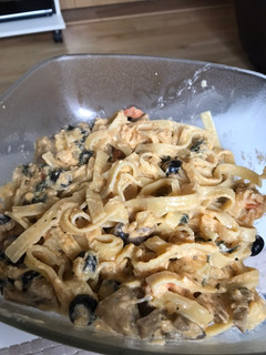 Una foto de Tagliatelle con cherry y champiñones