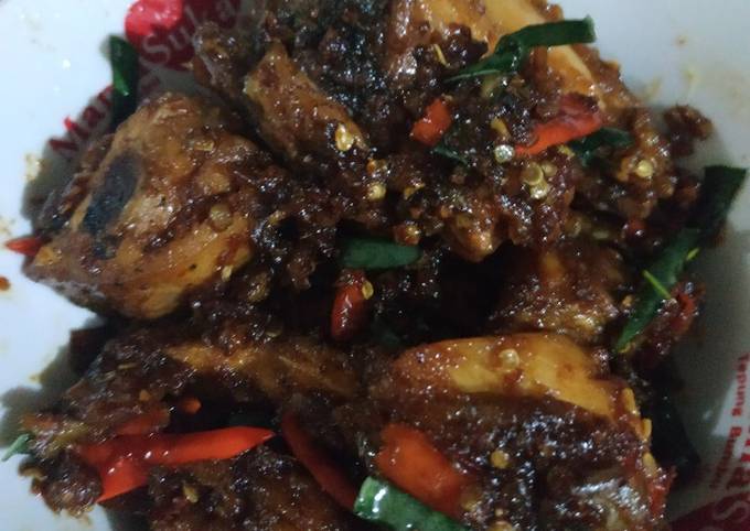 Ayam kecap pedas