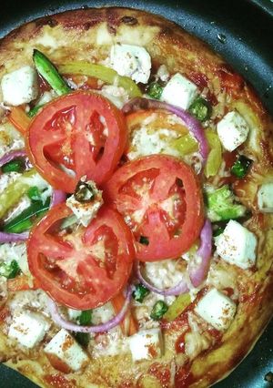 A picture of Paneer pizza.