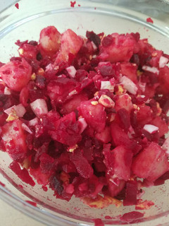 Una foto de Ensalada de beterava (betabel o remolacha)