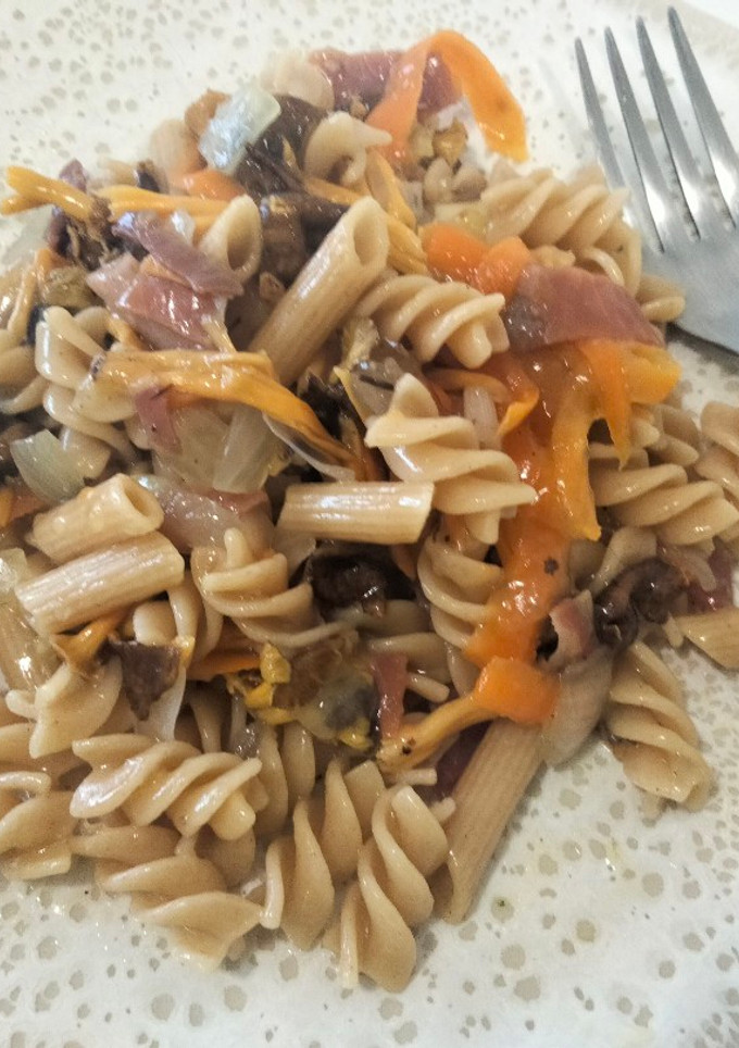 Una foto de Pasta con camagrocs