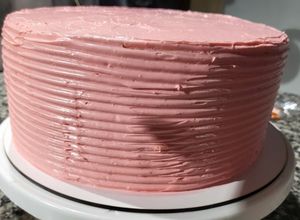 Una foto de Buttercream color rosa