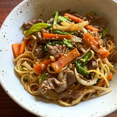 A picture of Stir-fried Instant Ramen.