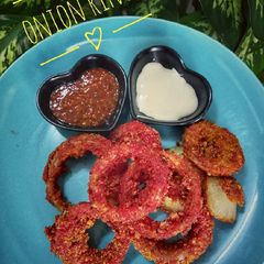 A picture of Cheetos Onion Rings.