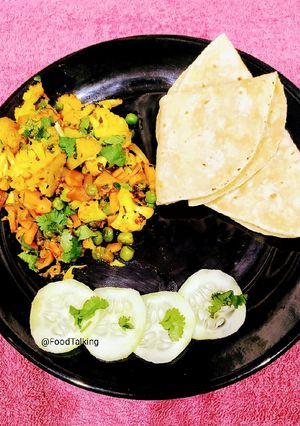 A picture of Winter Veggies Dry Curry.