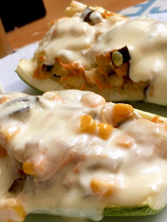 Una foto de Zucchinis rellenos