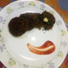 A picture of Palak chole Tikki.