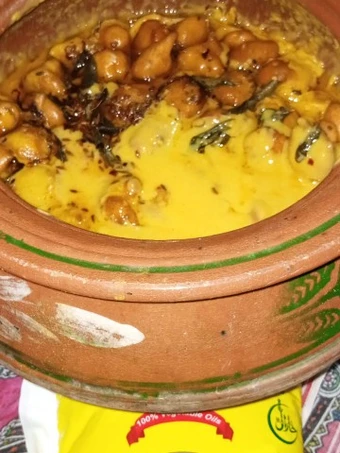 Easy Steps to Make Karhi handi which Delicious