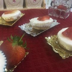 A picture of Mini cheese cake.