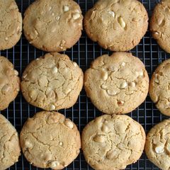 A picture of Wickedly Yummy Peanut Cookies.