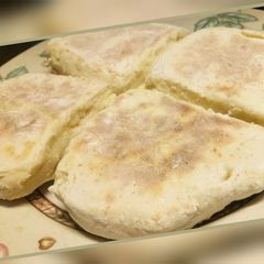A picture of Soda farls.