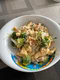 Pasta con pollo y verduras