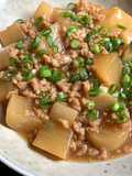 Simmered Daikon with Soy Mince