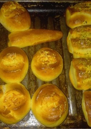 Una foto de Pancitos caseros relleno saborizados y grisines