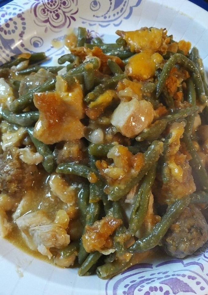 A picture of Cheese Cracker Casserole.