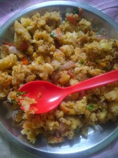 ब्रेड पोहा(BREAD POHA RECIPE IN HINDI) रेसिपी मुख्य फोटो