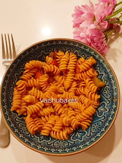 A picture of Pasta Spiralli Aarrabiiata.