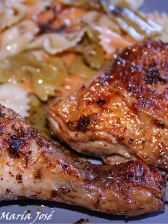 Una foto de Pollo a las hierbas salvajes de creta