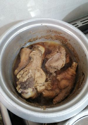 Una foto de Pollo al jugo 🍗🍷🍾