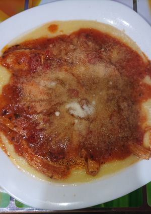 Una foto de Polenta al microondas con Tuco de no pollo