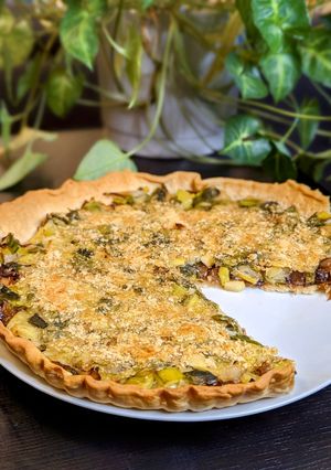 Une photo de Tarte aux poireaux et oignons caramélisés