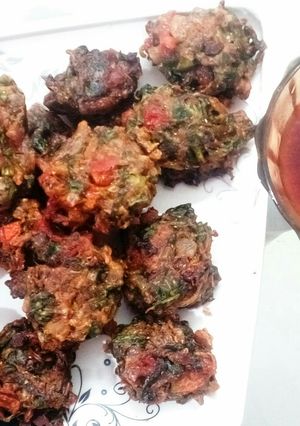 A picture of Palak Pakode.
