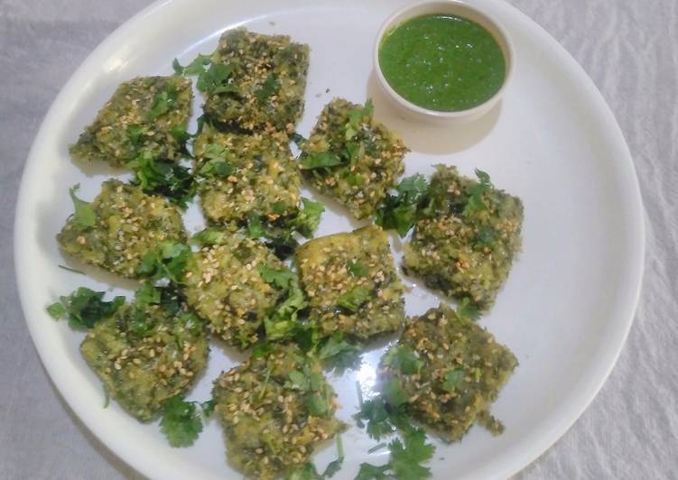 Recipe of Quick Instant spinach dhokla with green chutney