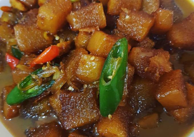 Resep Oseng Kikil Pedas Manis Oleh Dewi Kurniaty Cookpad