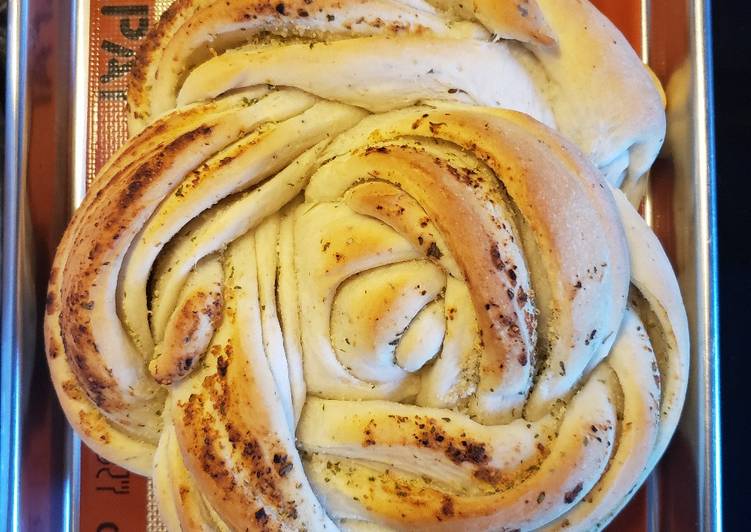 Recipe of Any-night-of-the-week Garlic Bread Flower