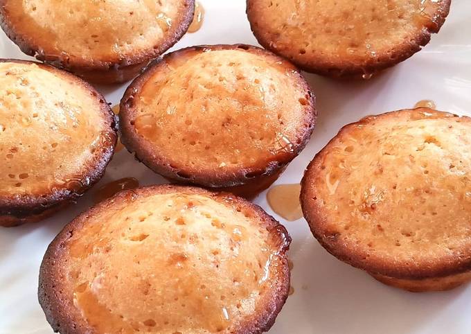 Recipe of Super Quick Honey cupcakes