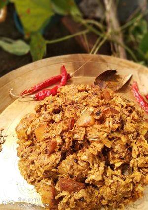 নিরামিষ মোচার ঘণ্ট (Niramish mochar ghanto recipe in bengali) রেসিপির প্রধান ছবি
