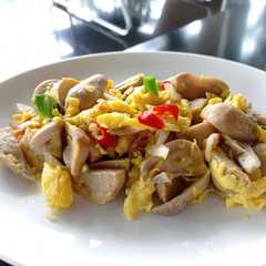รูปของ Tumis Jamur Merang Telur