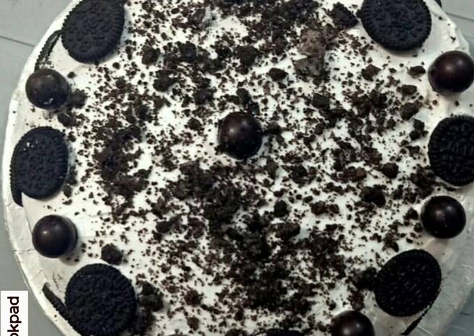 Recipe of Super Quick Oreo Chocolate Cake