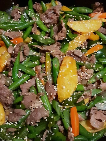 Langkah Gampang Membuat Resep Tumis daging bulgogi yang Lezat Anti Ribet, Mantap