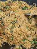 Bihun daging sapi sayur komplit