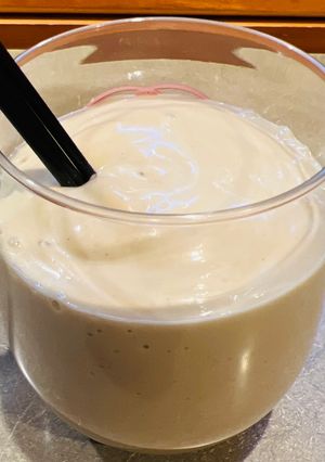 A picture of Nutribullet Avocado 🥑 Fruit Smoothie.