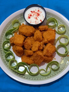 દુધી ના મુઠીયા (Dudhi Muthia Recipe In Gujarati) રેસીપી મુખ્ય ફોટો