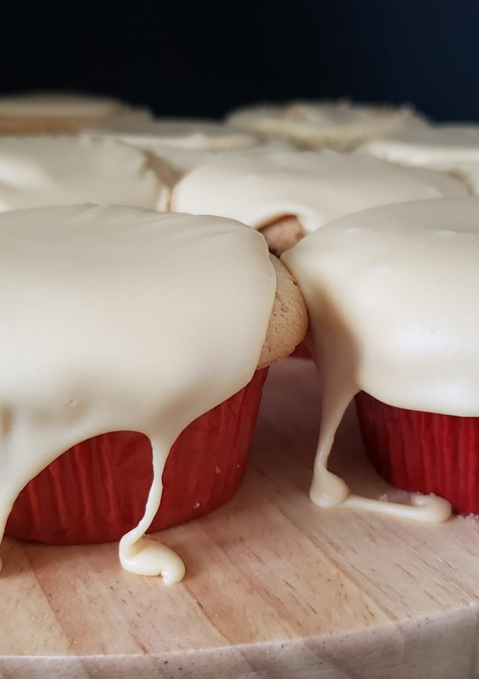 Una foto de Muffins Rellenos de Arequipe/Dulce de Leche