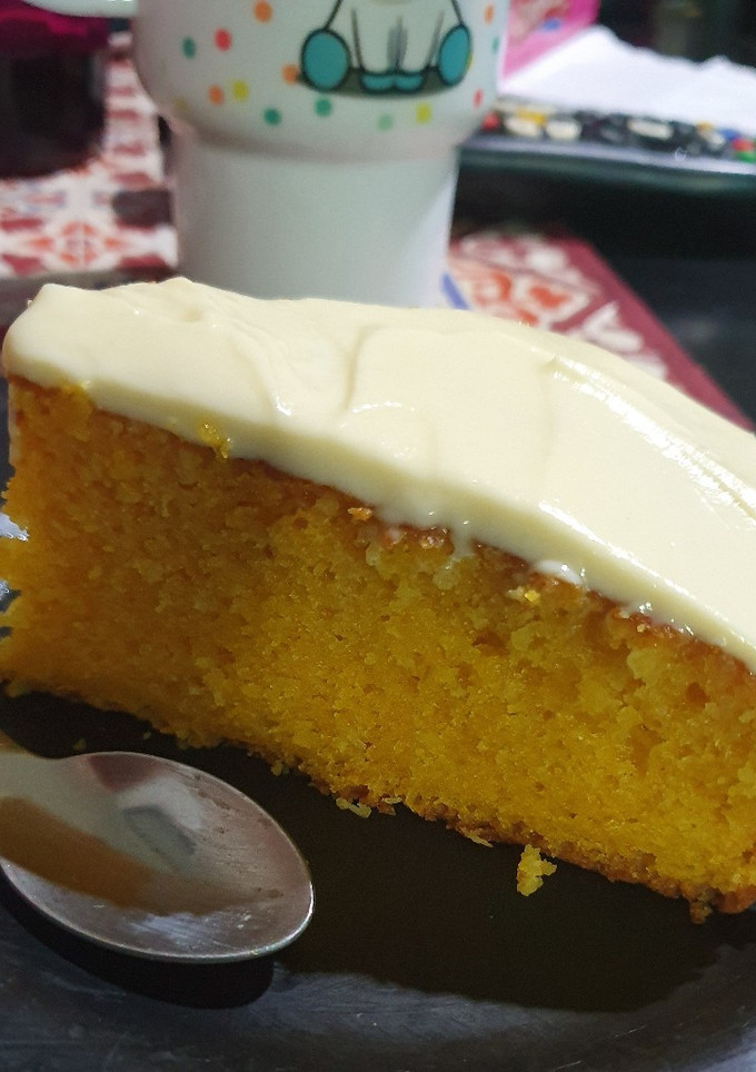 Una foto de Carrot cake en licuadora con frosting de queso