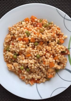 Szaftos tavaszi tarhonyás csirke recept fotója