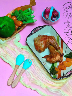 A picture of Peanut Butter Grilled Chicken (from the recipe Quail Grilled with Peanut Butter by Thi Tran).