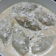 A picture of Sweet potato puli pithe.