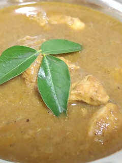 கோழி குழம்பு(Chicken kuzhambu recipe in tamil) செய்முறை முக்கிய புகைப்படம்