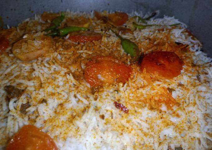 Steps to Make Homemade Smokey Chicken Biryani