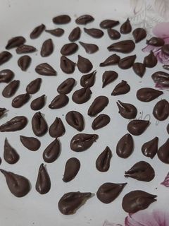عکسی از دستور شکلات اشکی (تخم هندوانه)