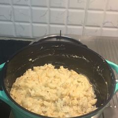 A picture of Mac and Cheese Pasta without baking.