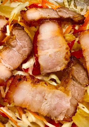 Hình của món Salad Nhiệt Đới.