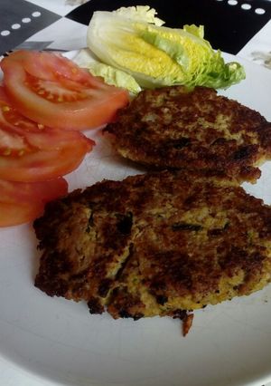 Una foto de Burguer Cangreburguer (hamburguesa de atún fresco y gambas)