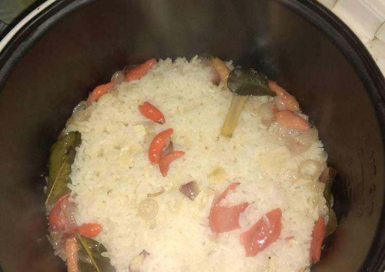 Resep Nasi Liwet (Pakai Rice cooker aja) yang Sempurna