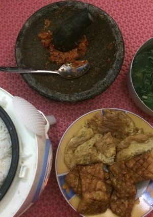 Foto resep Sayur Bayam + Telor + Tempe + Sambal Tomat
